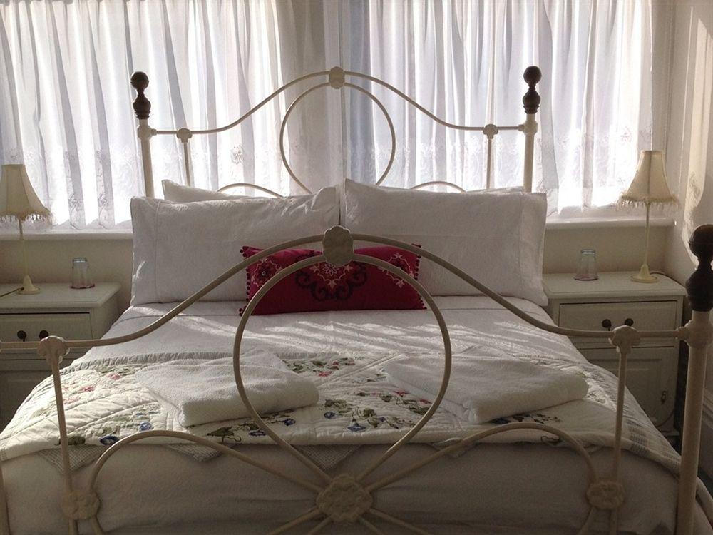 Bed and Breakfast Bassets House Torneo de Torneo de Eastbourne Exterior foto