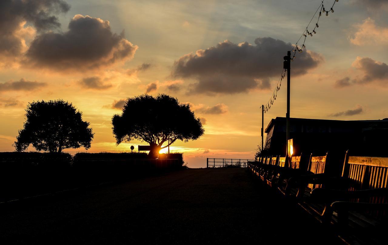 Bed and Breakfast Bassets House Torneo de Torneo de Eastbourne Exterior foto