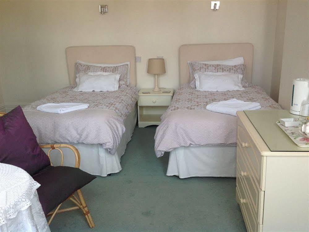 Bed and Breakfast Bassets House Torneo de Torneo de Eastbourne Exterior foto